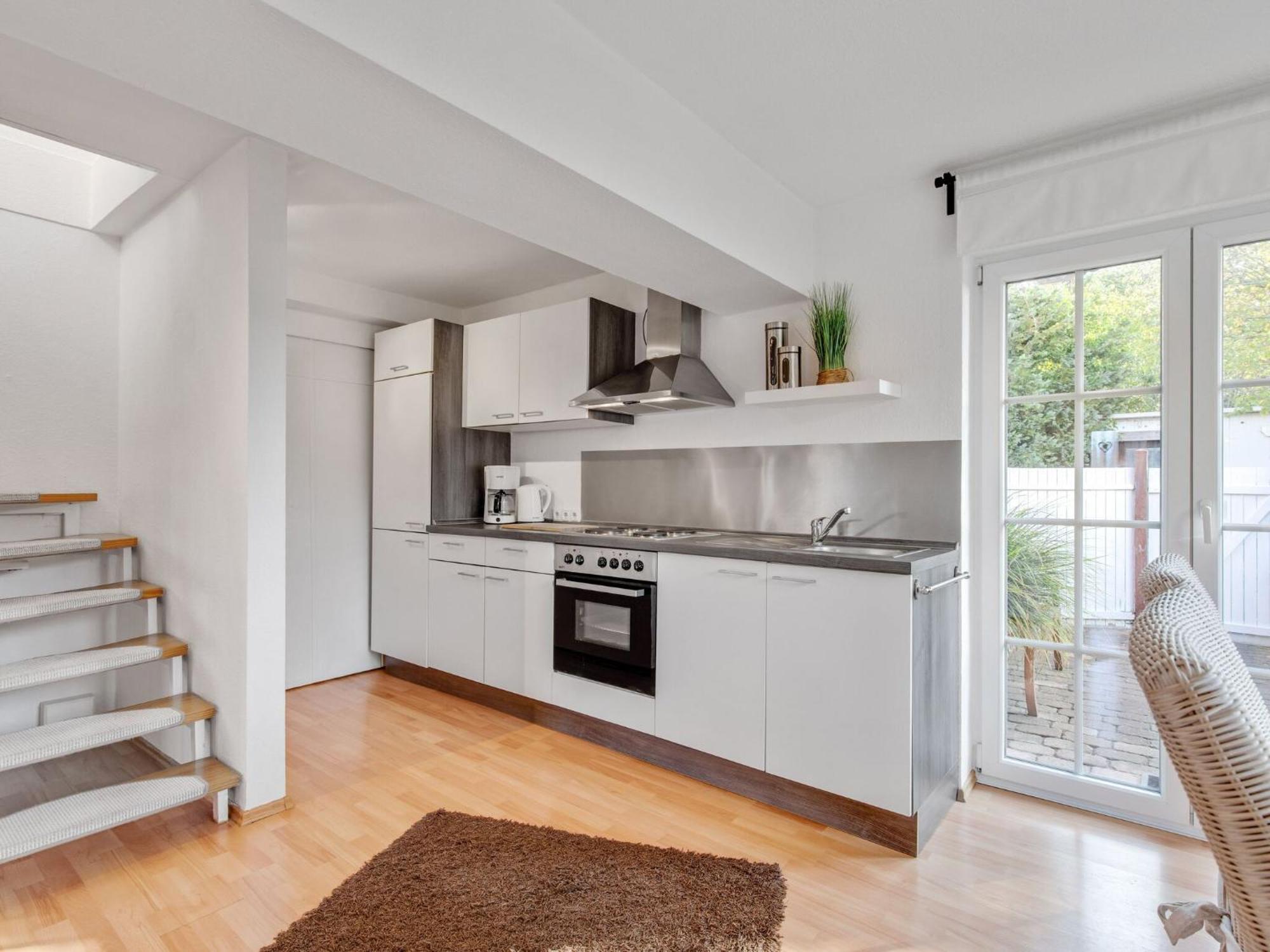Enticing Holiday Home In Oldenburg With Garden Near Sea Dannau Eksteriør billede