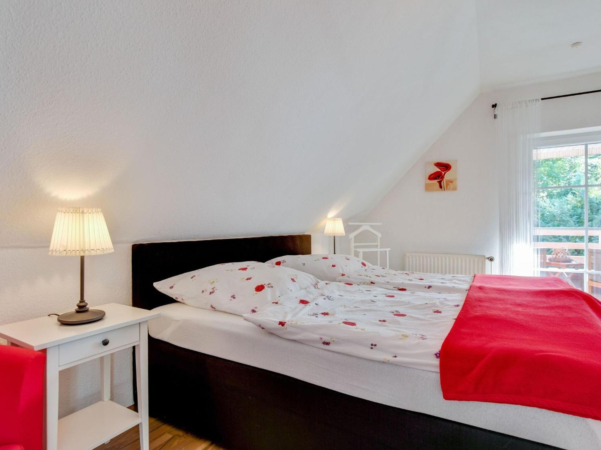 Enticing Holiday Home In Oldenburg With Garden Near Sea Dannau Eksteriør billede