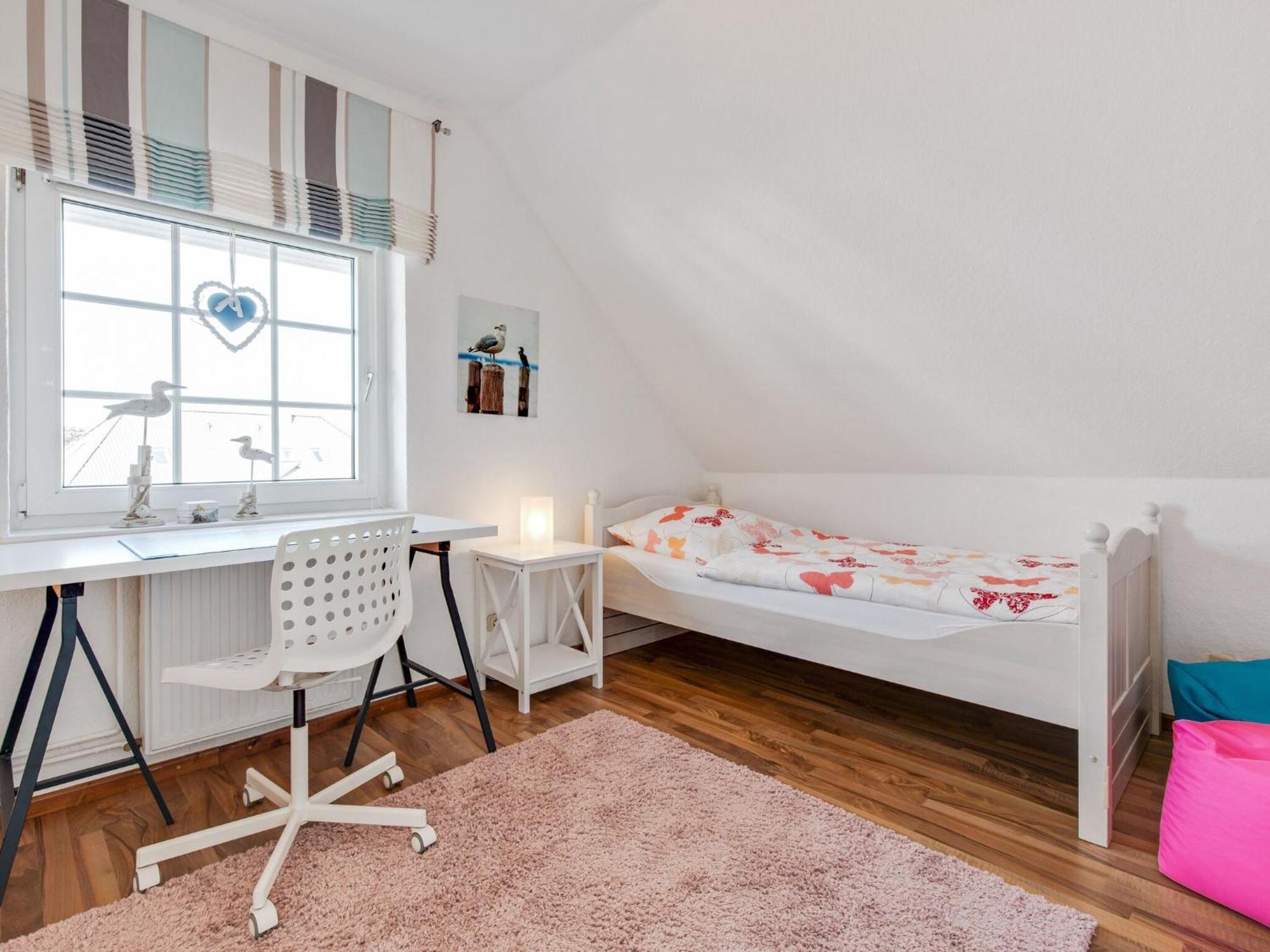 Enticing Holiday Home In Oldenburg With Garden Near Sea Dannau Eksteriør billede