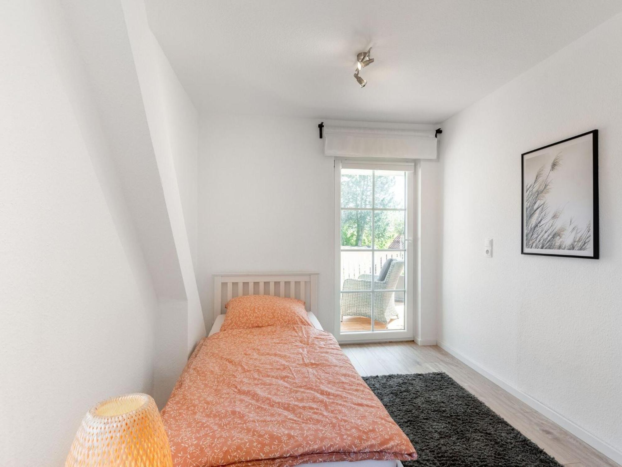 Enticing Holiday Home In Oldenburg With Garden Near Sea Dannau Eksteriør billede